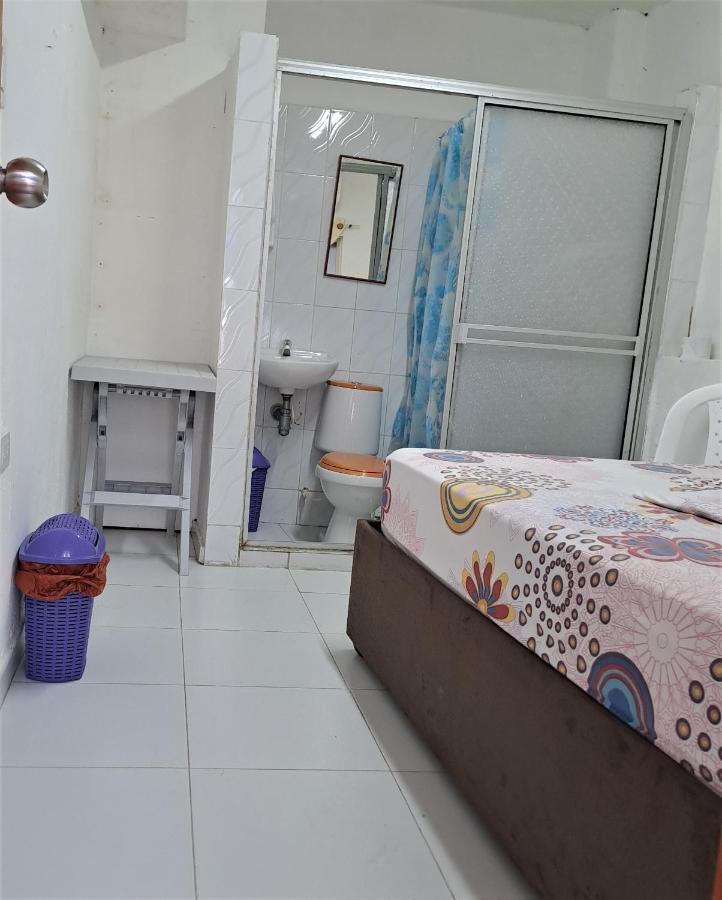 Hostal Casa Lara Картахена Экстерьер фото